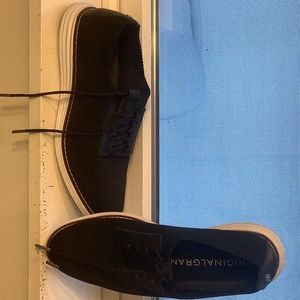 Women’s size 7 COLE HAAN ORIGINALGRAND KNIT WINGTIP OXFORD.   Worn 2-3 times.